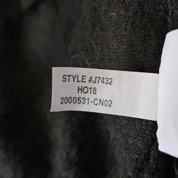 J. Crew Gray 100% Merino Wool Quarter Zip Long Sleeve Pullover Sweater Sz Large - Picture 6 of 12